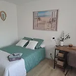D Hôte La Rivière 45m2 Jardin Et Piscine